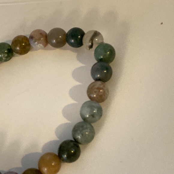 Beaded bracelet with natural stones - Picture 3 of 8